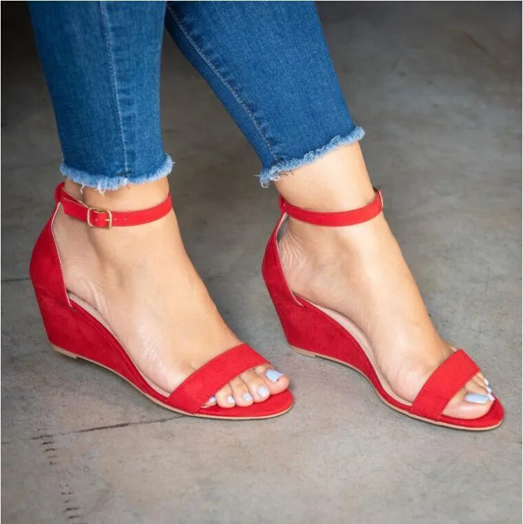BerriesJam - Casual Buckle Strap Heel Platform Open Toe Wedges