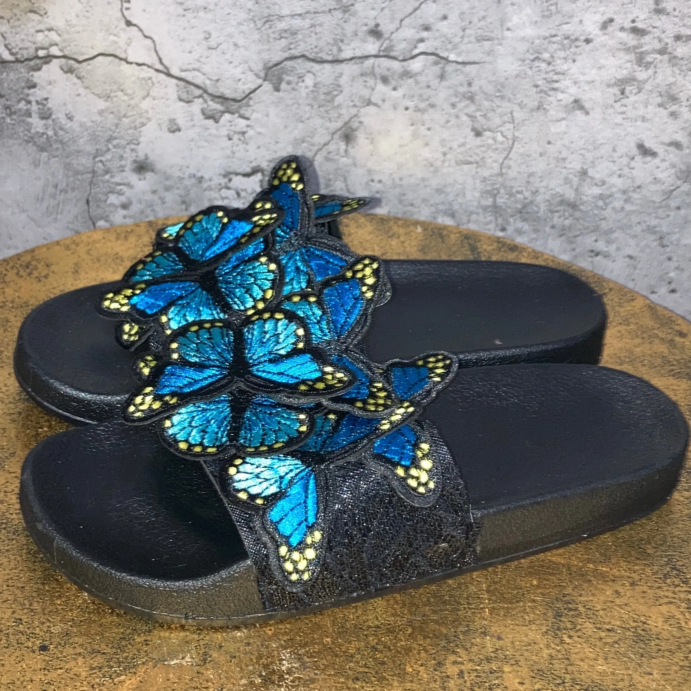 butterfly sandals blue
