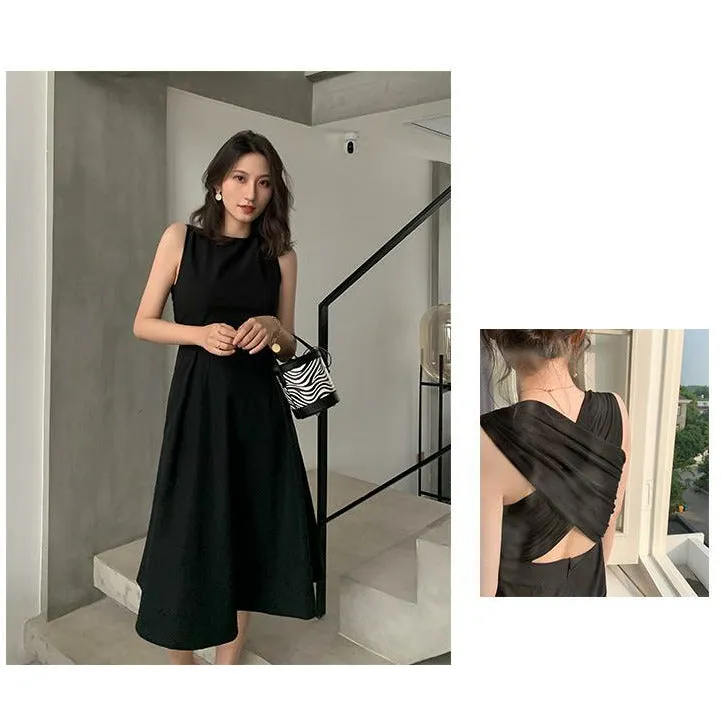 Criss Cross Back Dress With Pockets - Black
