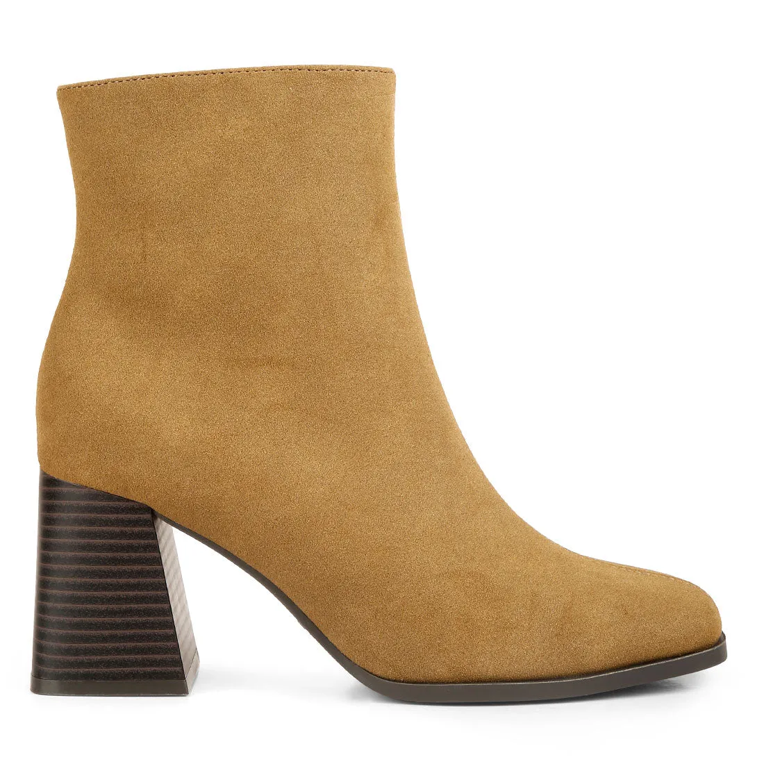 Cut Out Block Heeled Chelsea Boots