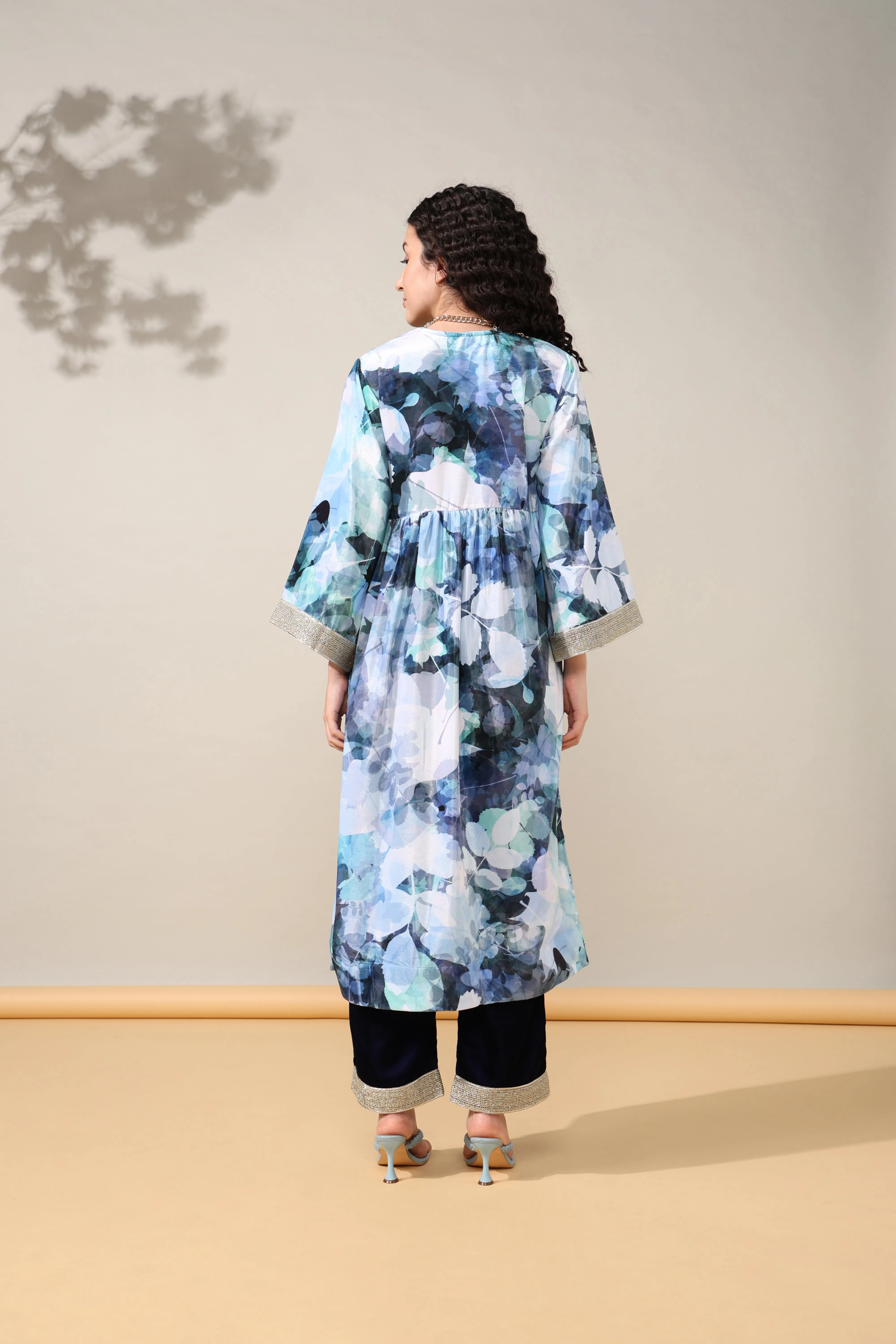 HOK ENSEMBLE - Printed Bluish white floral Velvet Suit set