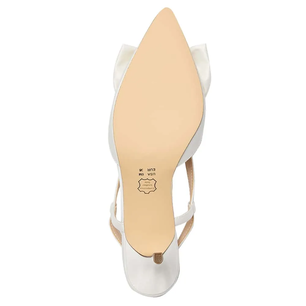 Teddy Heel in Ivory Satin