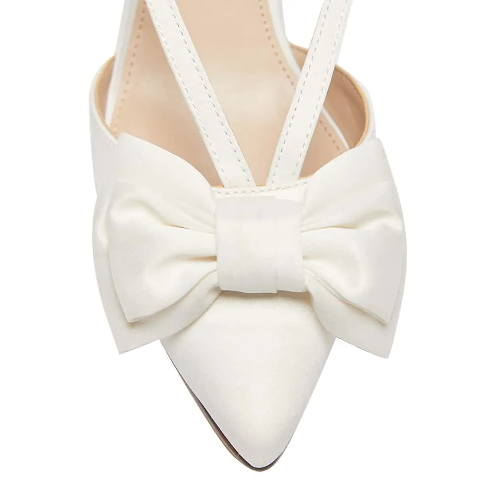 Teddy Heel in Ivory Satin
